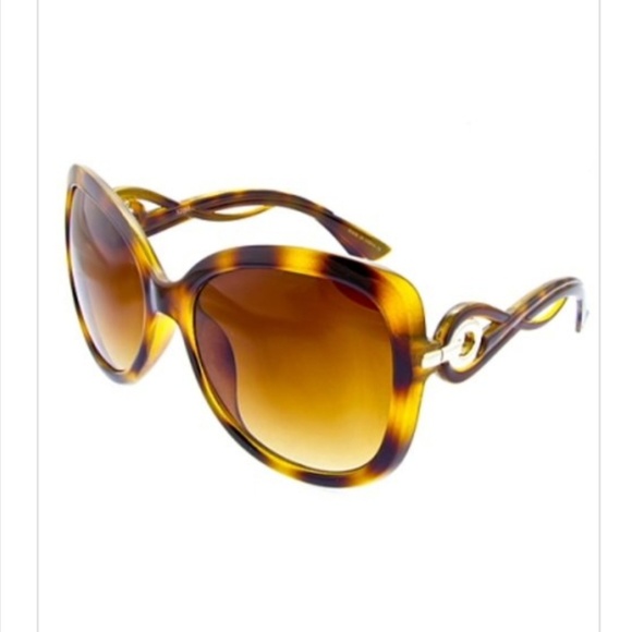 Women's Fashion Sunglasses with UV 400 lens - Picture 4 of 5